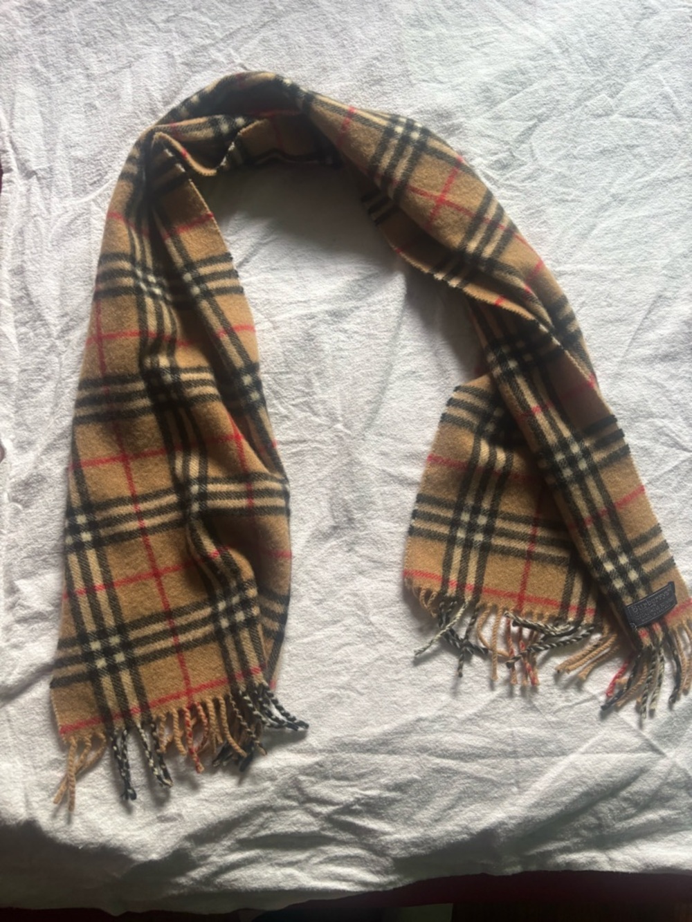 Burberry Vintage Check Scarf in Tan, Black & Red